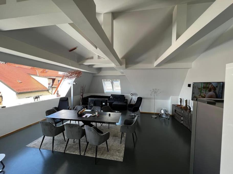 6 Zimmer Maisonette-Penthouse Pool Dachterrasse Luxus Μόναχο Εξωτερικό φωτογραφία