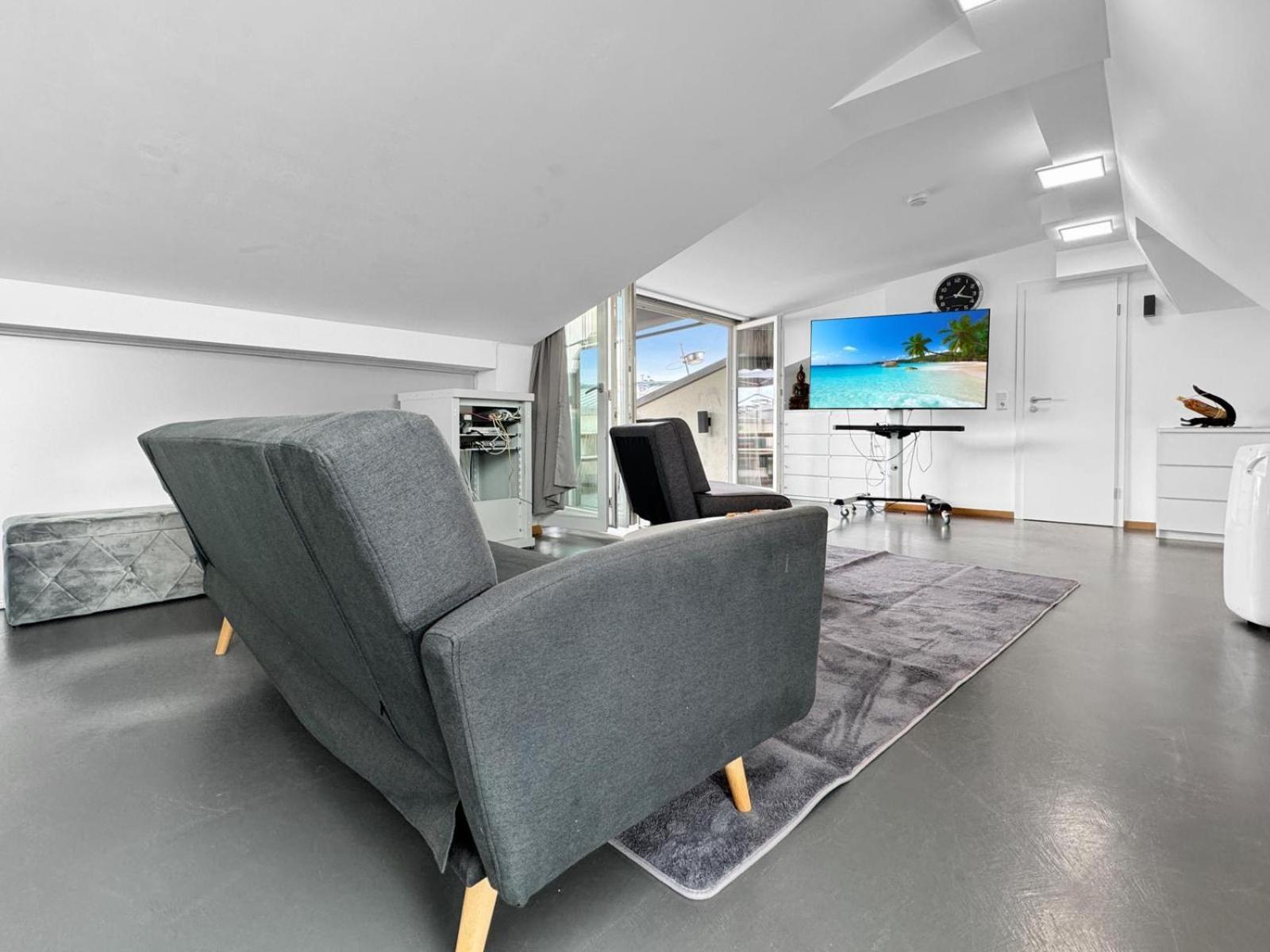 6 Zimmer Maisonette-Penthouse Pool Dachterrasse Luxus Μόναχο Εξωτερικό φωτογραφία